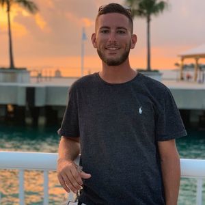 Meet your Posher, Ashton